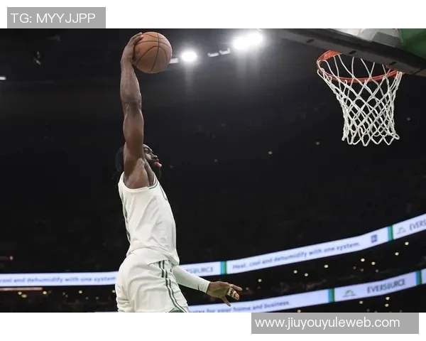 腿筋紧张问题缓解马祖拉透露布朗训练参与情况每日观察