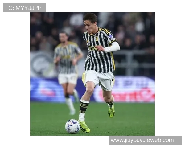 土耳其队在世预赛中大胜格鲁吉亚伊尔迪兹和德米拉尔联手攻入四球