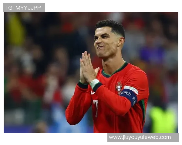 C罗坦言已不再关注最佳球员争论为葡萄牙赢得三冠感到无比快乐 C罗坦言已不再关注最佳球员争论为葡萄牙赢得三冠感到无比快乐