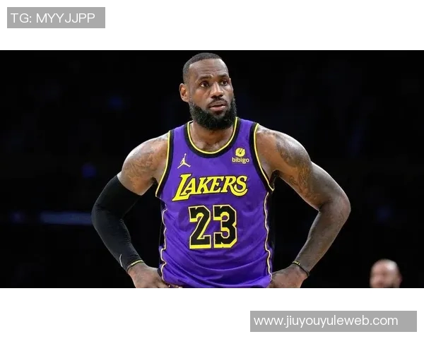 詹姆斯状态回暖引发热议预测他本赛季的精彩数据表现