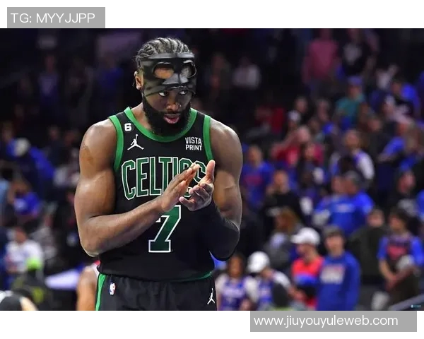 费尔斯全力以赴对位杰伦布朗期待在比赛中展现竞争精神