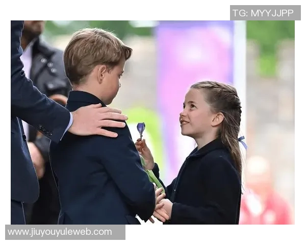 乔治一家在纽约为女儿娜塔莎庆生享受生活的快乐时光